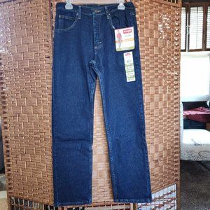 Wrangler Mens Regular Fit Jeans with Flex - Size 31 x 30 - NWT
